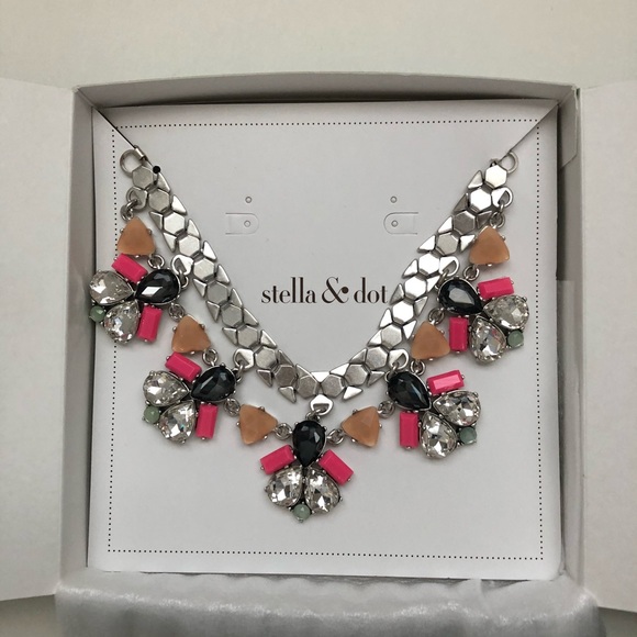 NIB Stella & Dot Callie Necklace - Picture 2 of 6